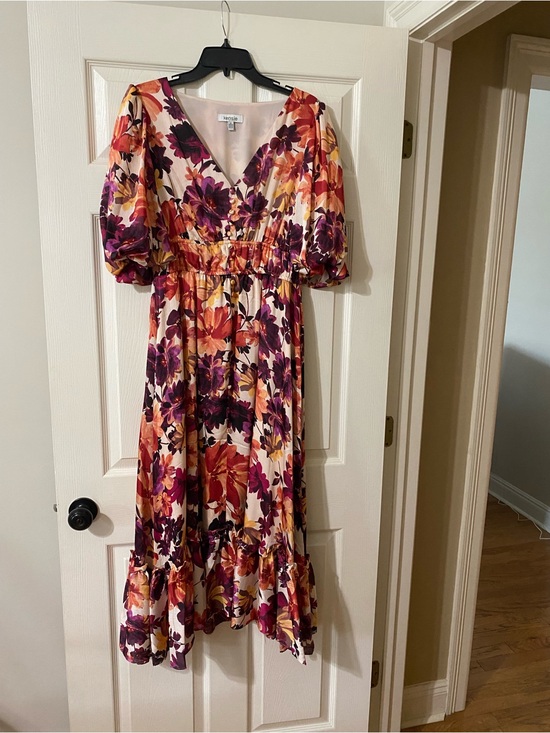 Kensie Dresses & Skirts - Kensie Floral Maxi Dress in Cream, Orange & Purple